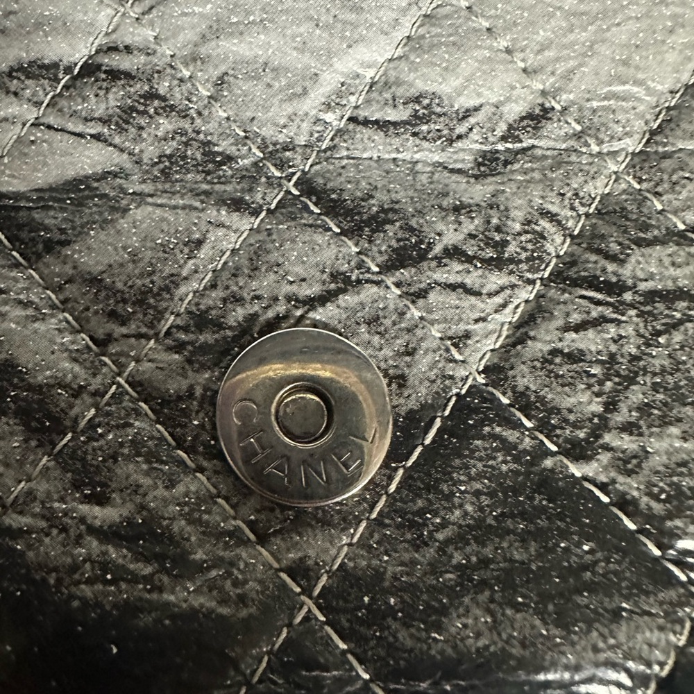 Vintage Chanel Gray and Black Ombré Quilted Women's Bag - Picture 8 of 16